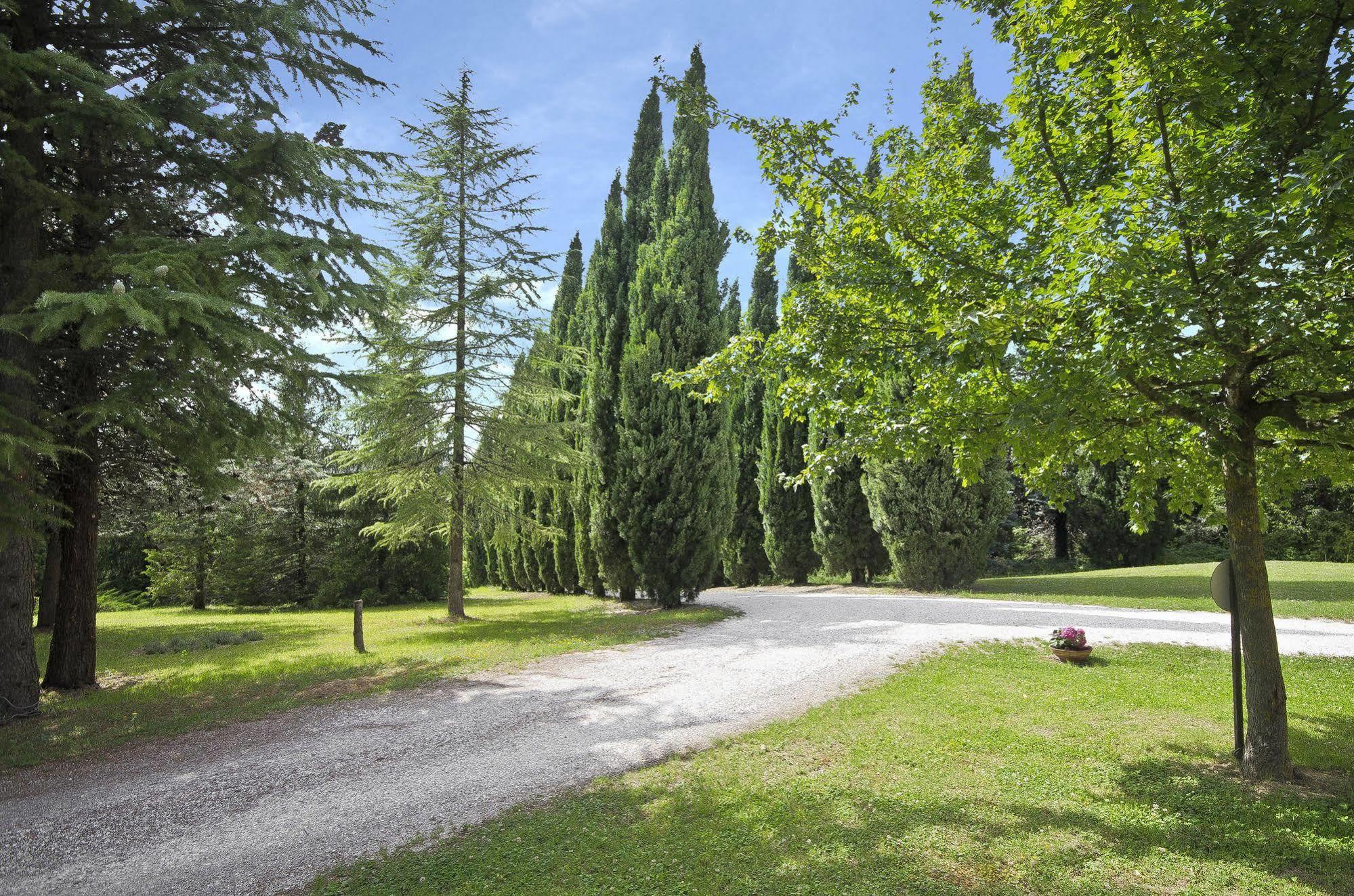 Convento Di San Francesco Mondaino Bed & Breakfast エクステリア 写真